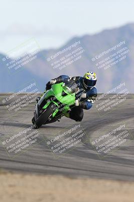 media/Nov-16-2025-Race Pace (Sun) [[8c5fa54630]]/Verified Riders/8-Turn 12 (120pm)/